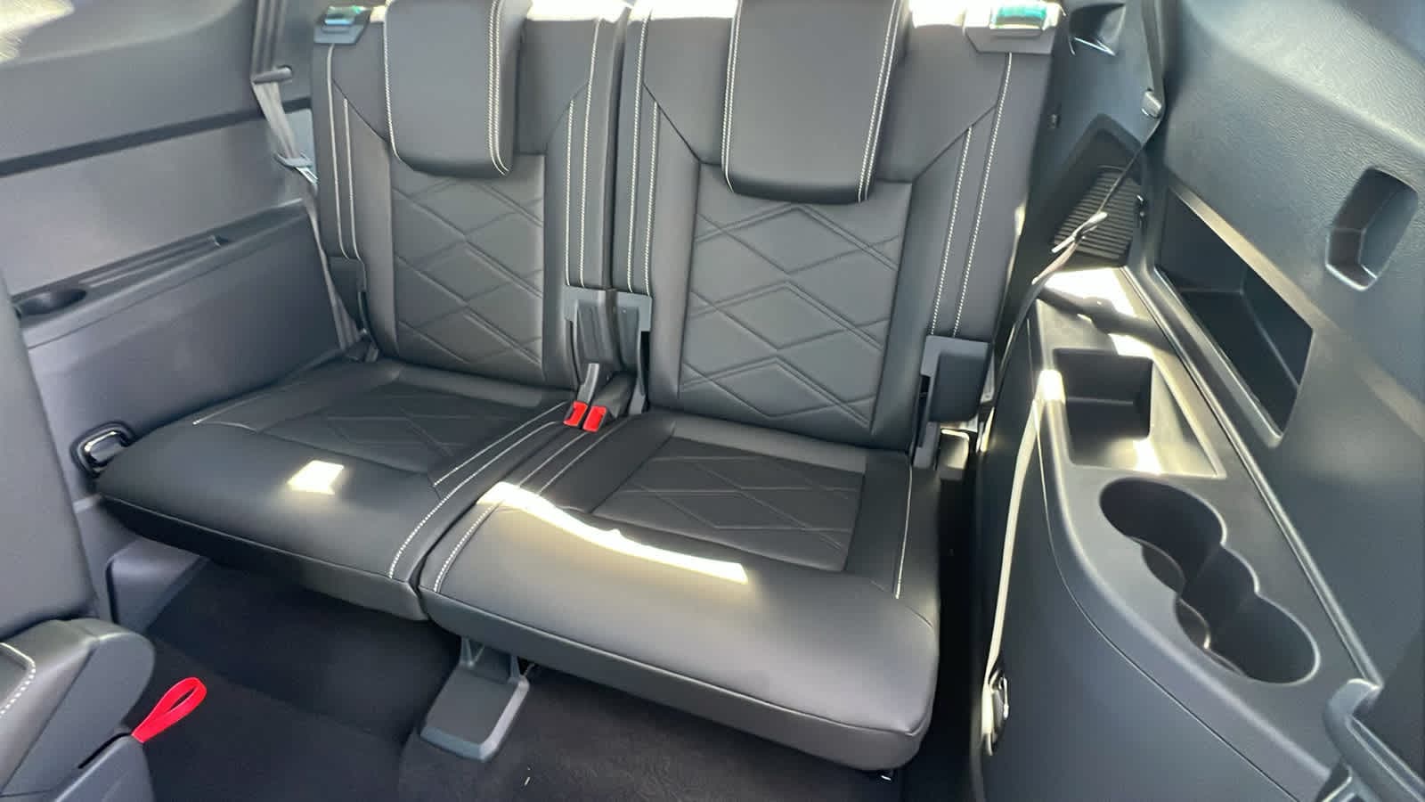 Thumbnail: 2026 Volkswagen Atlas - 31