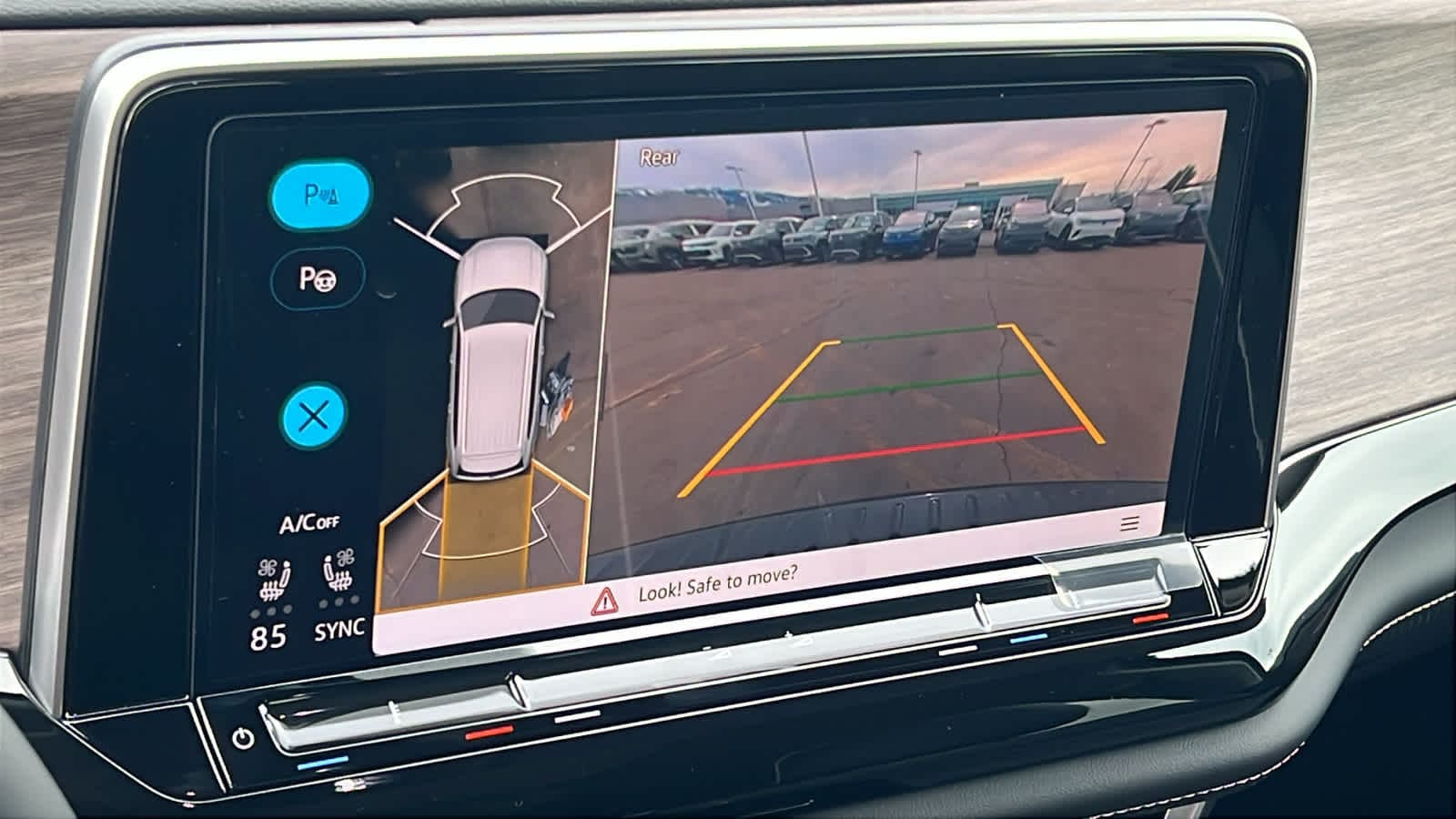 Thumbnail: 2026 Volkswagen Atlas - 16