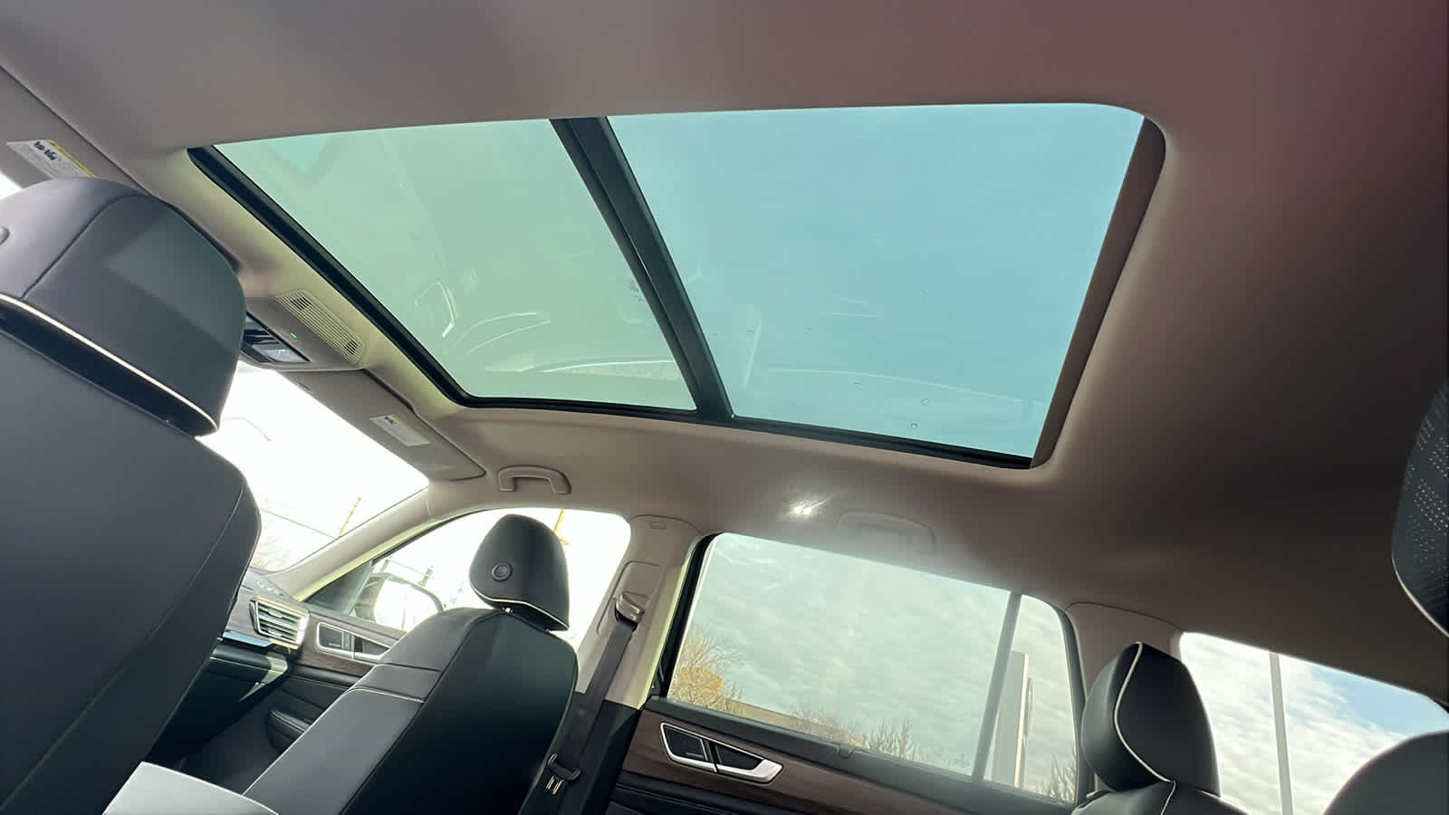 Thumbnail: 2026 Volkswagen Atlas - 32