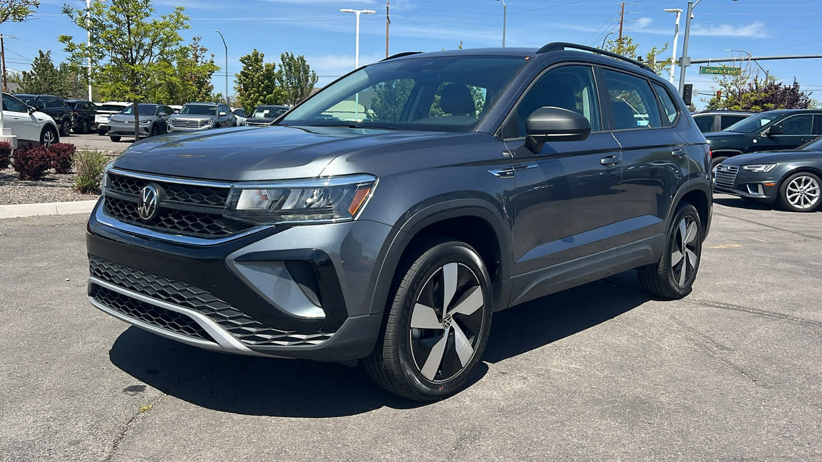 Thumbnail: 2024 Volkswagen Taos - 1