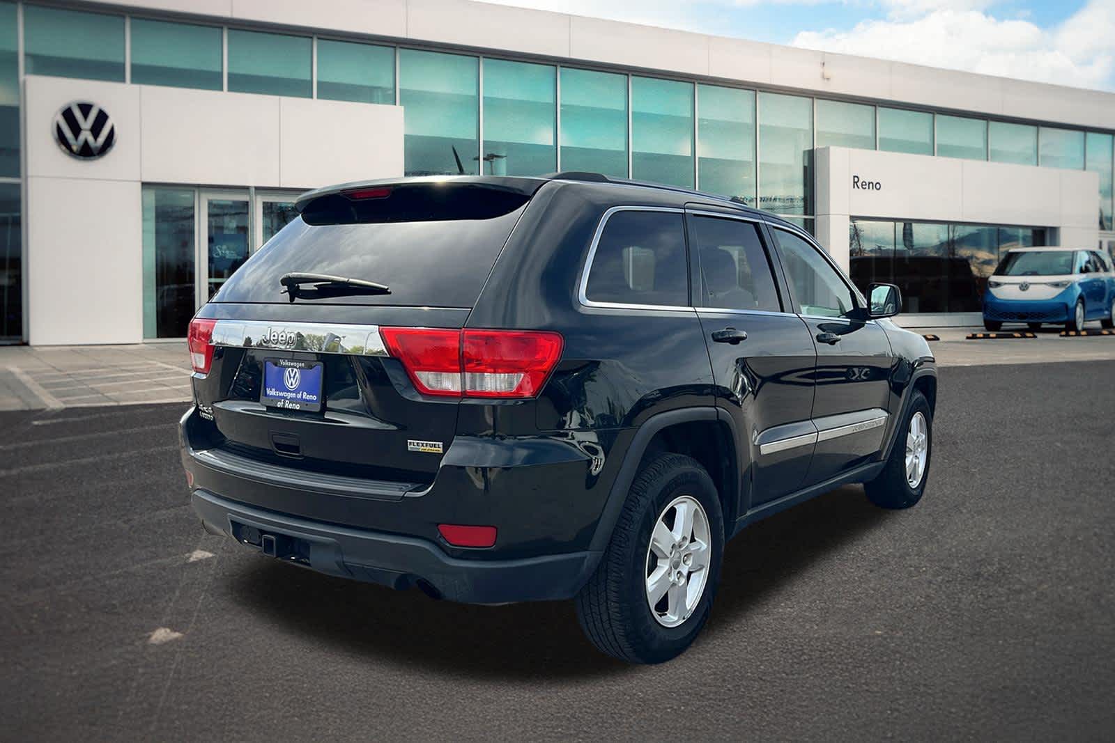 Thumbnail: 2012 Jeep Grand Cherokee - 5