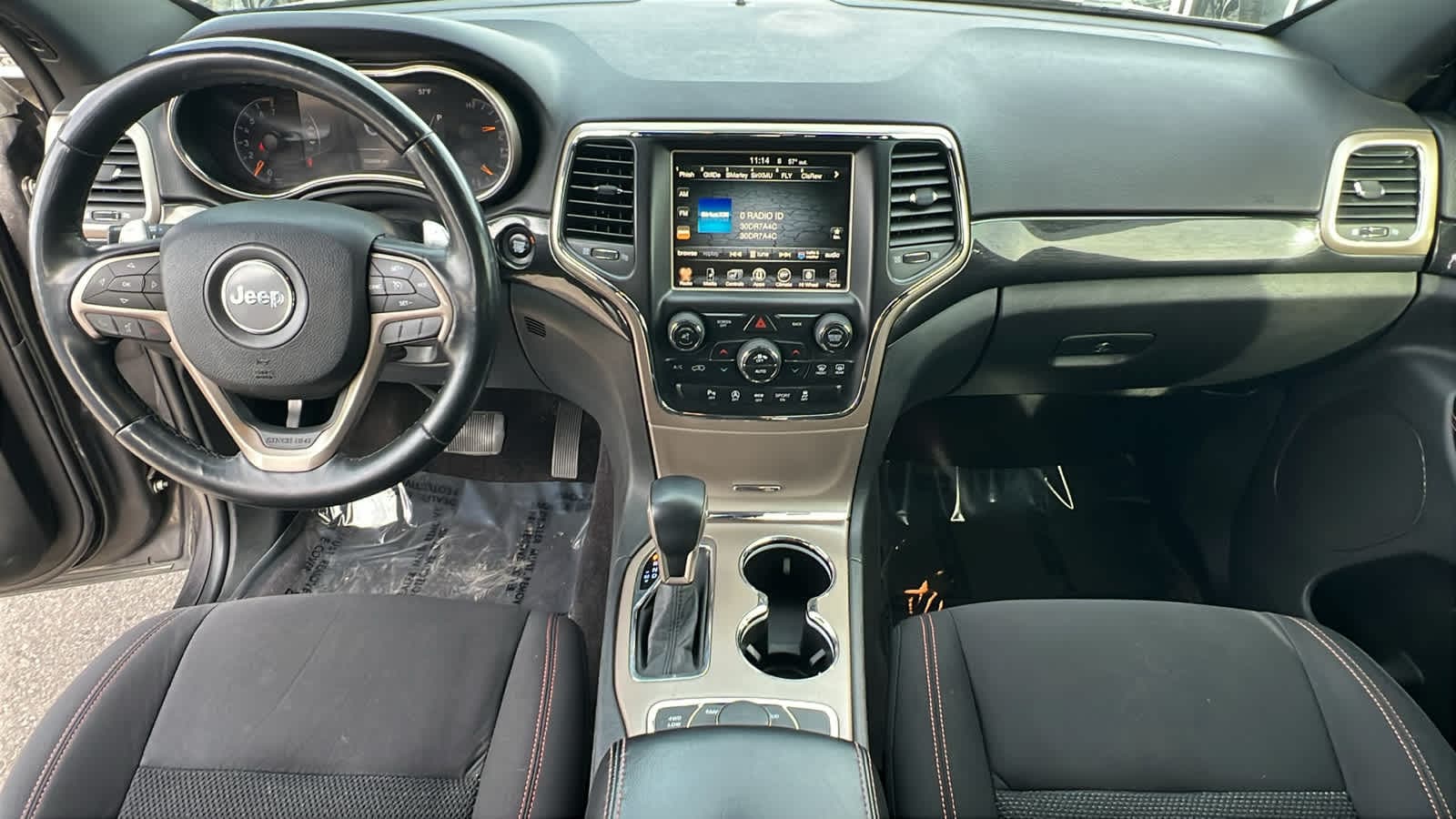 Thumbnail: 2017 Jeep Grand Cherokee - 26