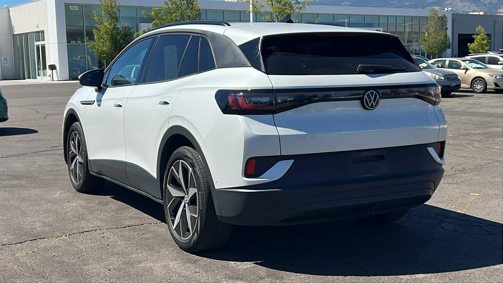 Thumbnail: 2023 Volkswagen ID.4 - 7