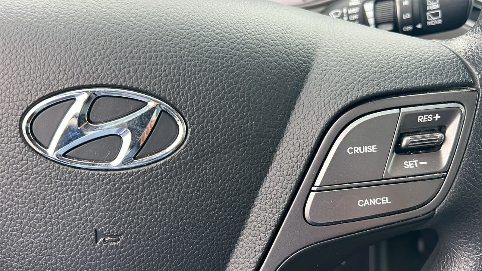 Thumbnail: 2017 Hyundai Santa Fe - 20