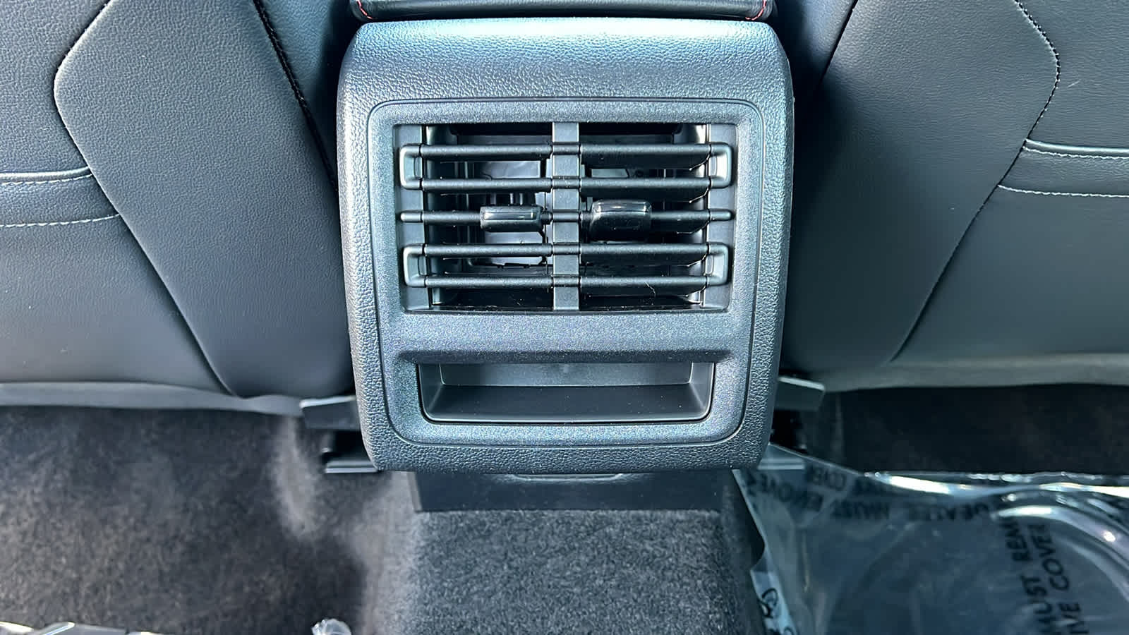 Thumbnail: 2025 Volkswagen Golf - 25