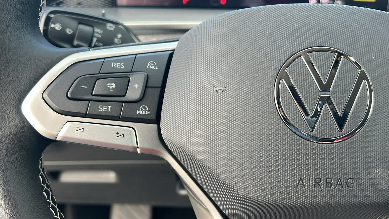 Thumbnail: 2026 Volkswagen Tiguan - 19