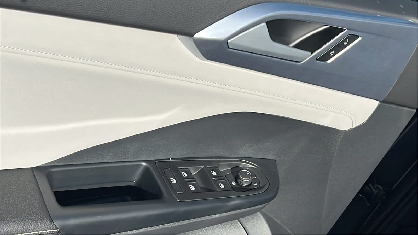 Thumbnail: 2026 Volkswagen Taos - 22