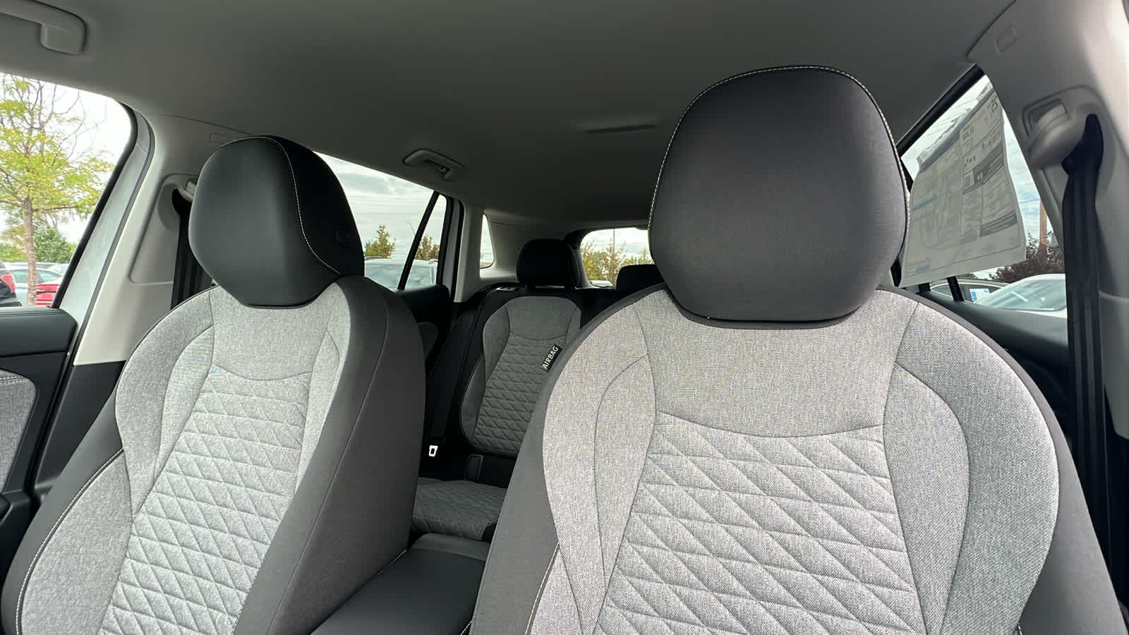 Thumbnail: 2025 Volkswagen Tiguan - 11