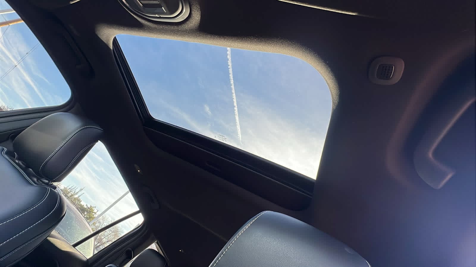 Thumbnail: 2025 Jeep Grand Cherokee L - 31