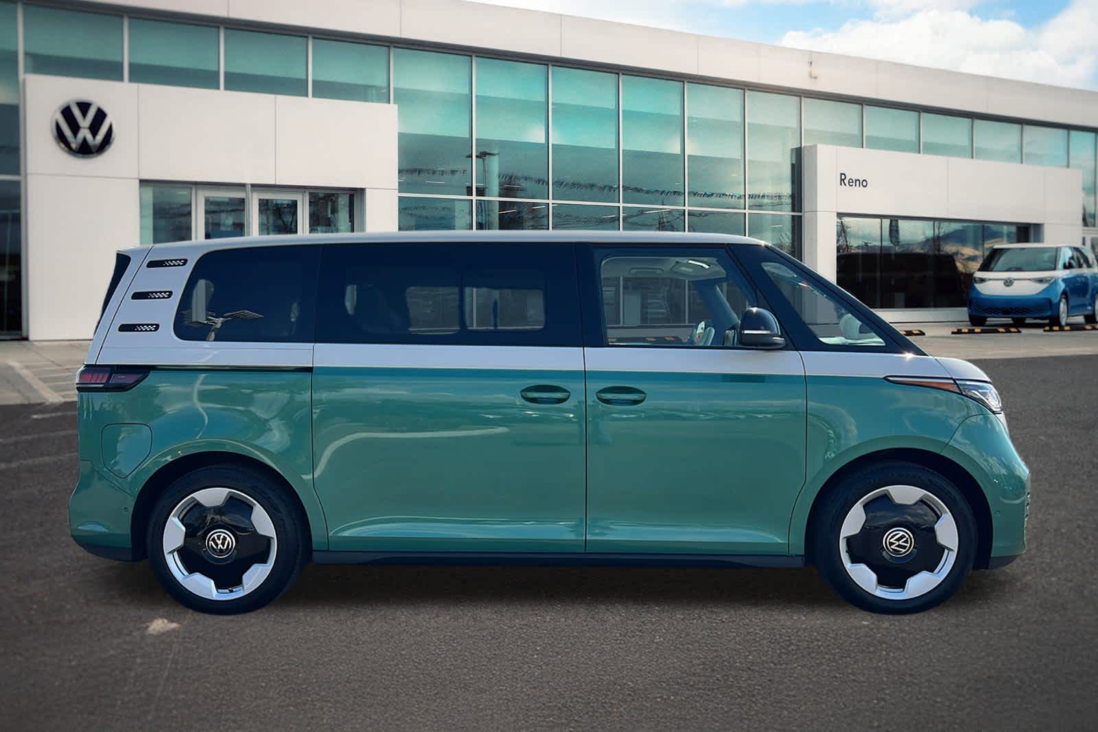 Thumbnail: 2025 Volkswagen ID.Buzz - 4