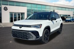 2025 Volkswagen Taos 1.5T SE Black SUV