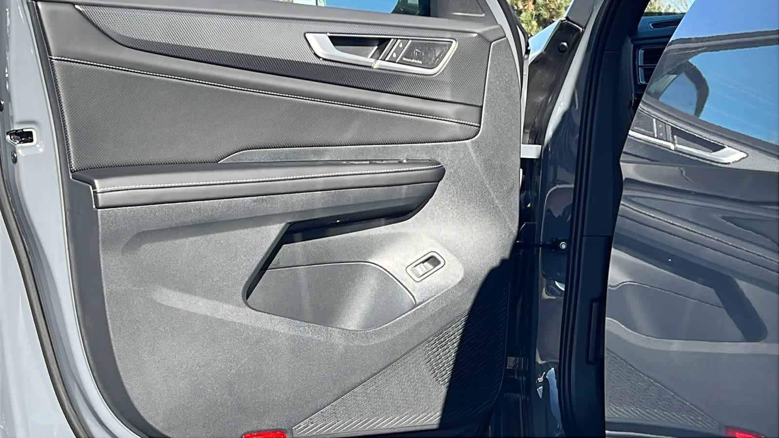 Thumbnail: 2026 Volkswagen Atlas - 23