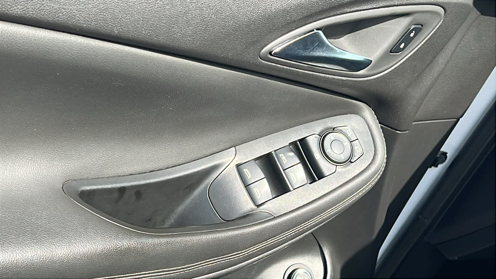 Thumbnail: 2024 Buick Encore GX - 22