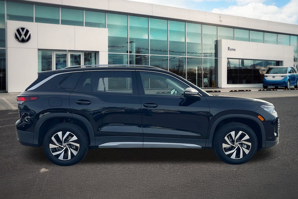 New 2026 Volkswagen Tiguan 2.0T S SUV