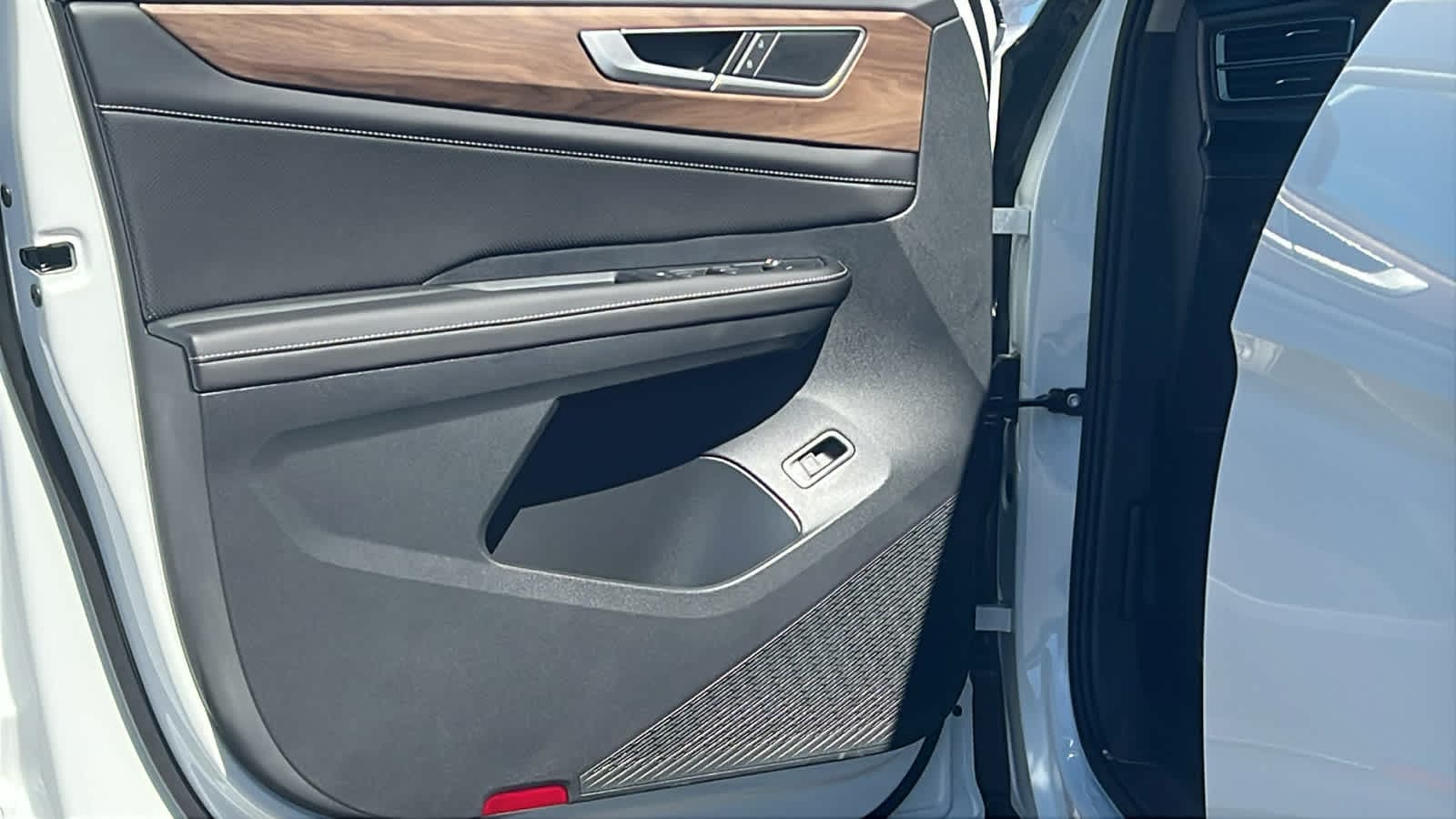 Thumbnail: 2026 Volkswagen Atlas - 23