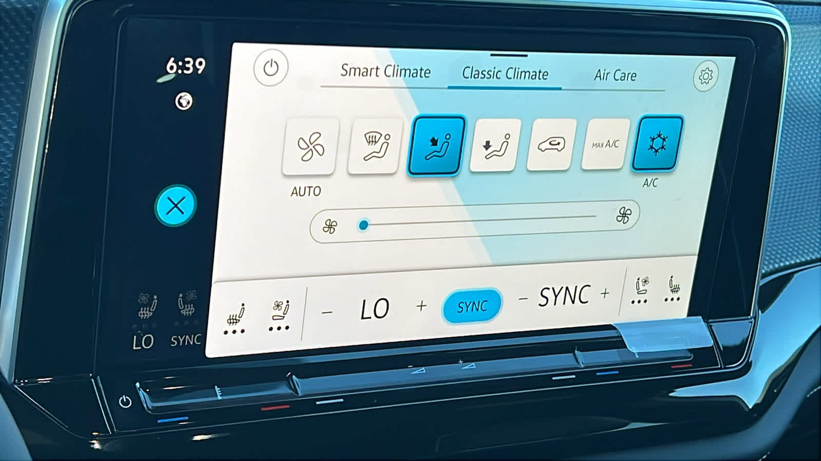 Thumbnail: 2026 Volkswagen Atlas - 14