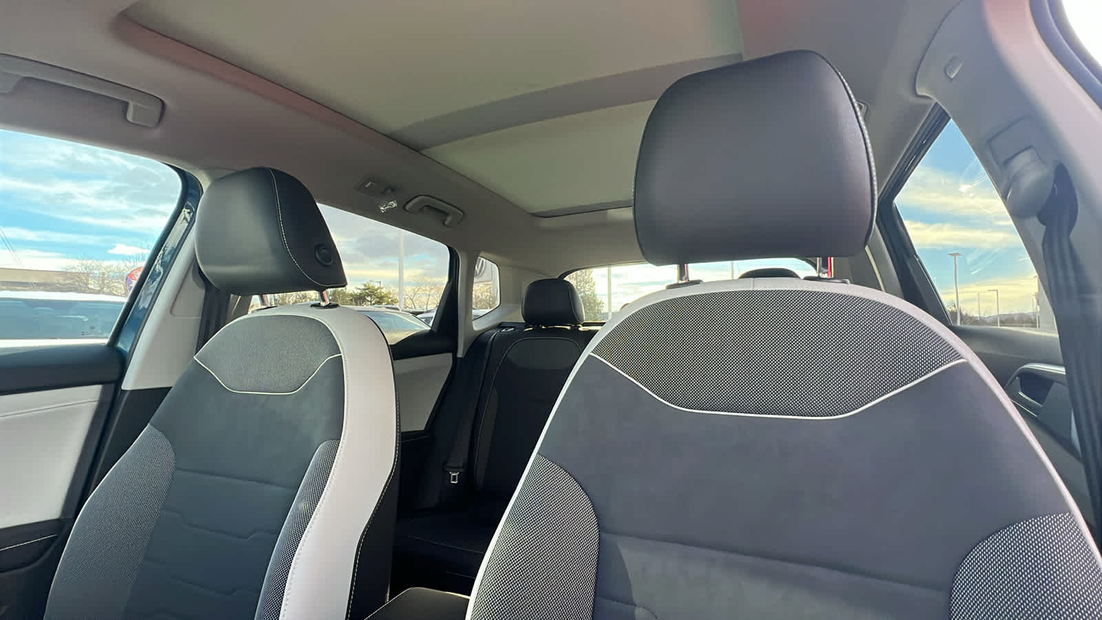 Thumbnail: 2026 Volkswagen Taos - 12