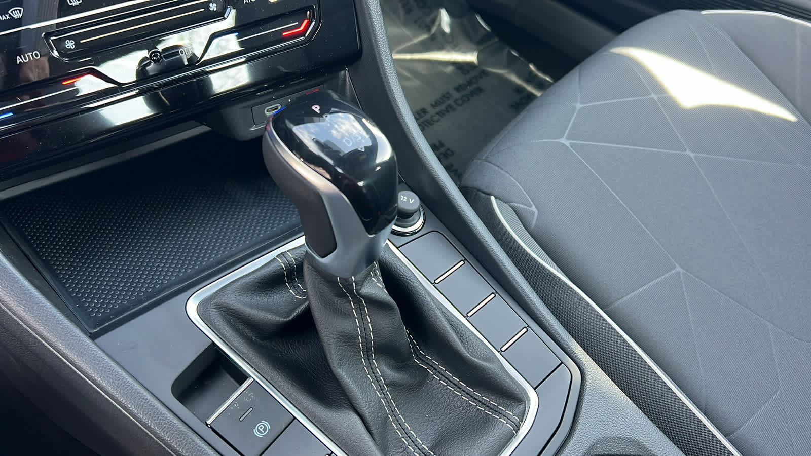 Thumbnail: 2026 Volkswagen Jetta - 13