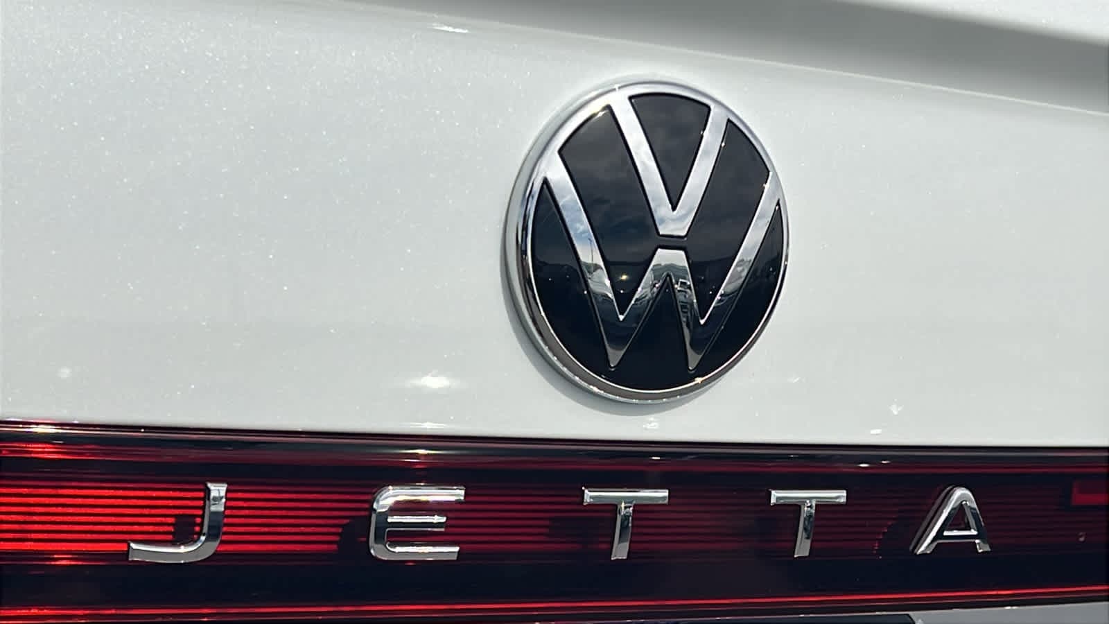 Thumbnail: 2026 Volkswagen Jetta - 28