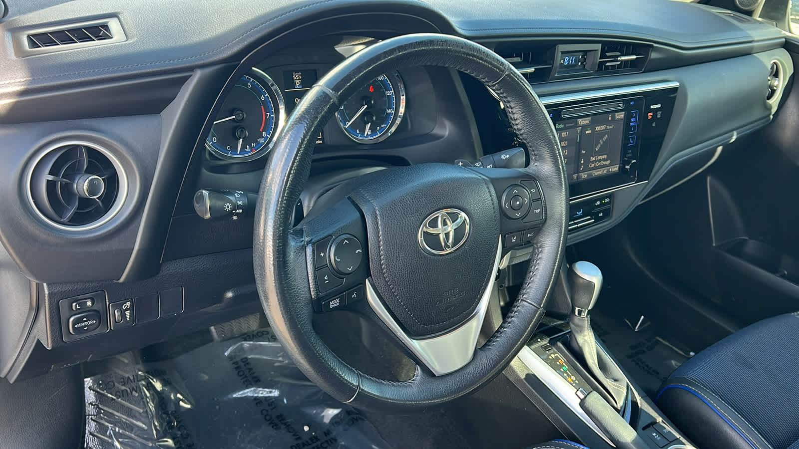 Thumbnail: 2017 Toyota Corolla - 10