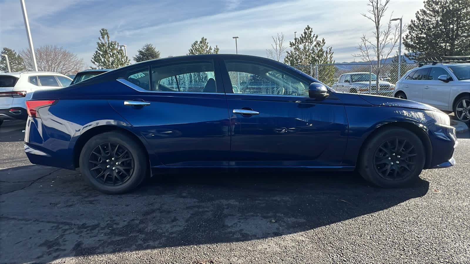 Thumbnail: 2022 Nissan Altima - 4