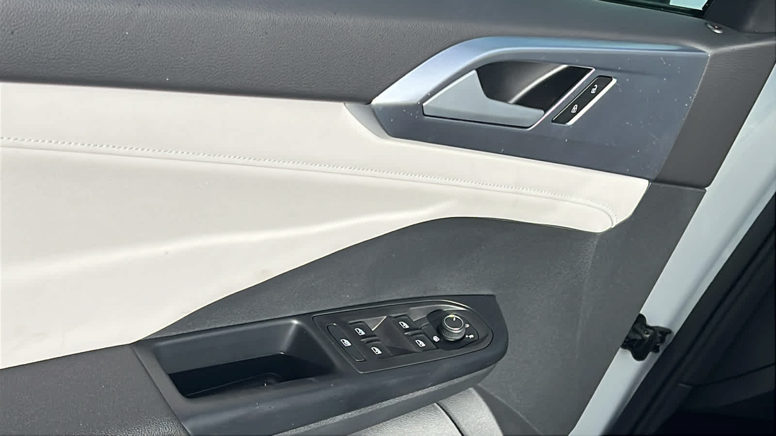 Thumbnail: 2026 Volkswagen Taos - 22