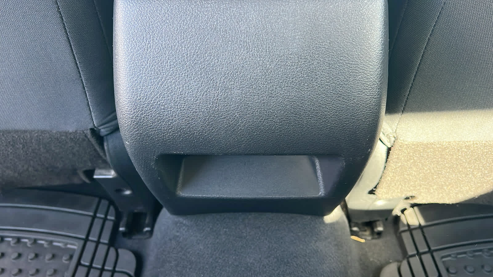 Thumbnail: 2022 Nissan Altima - 25