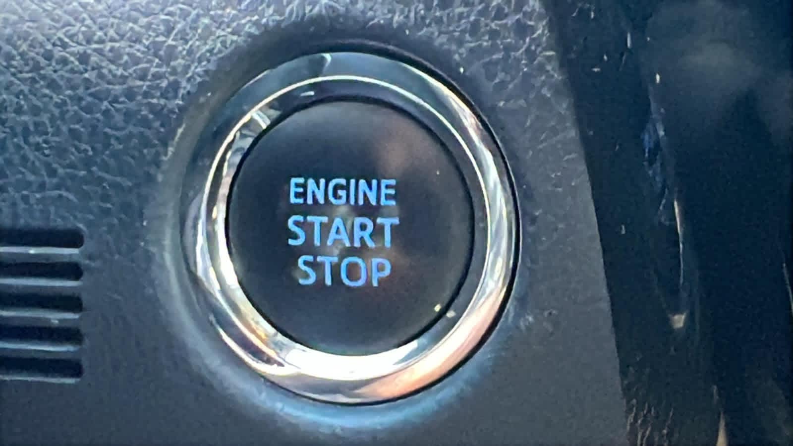 Thumbnail: 2017 Toyota Corolla - 17