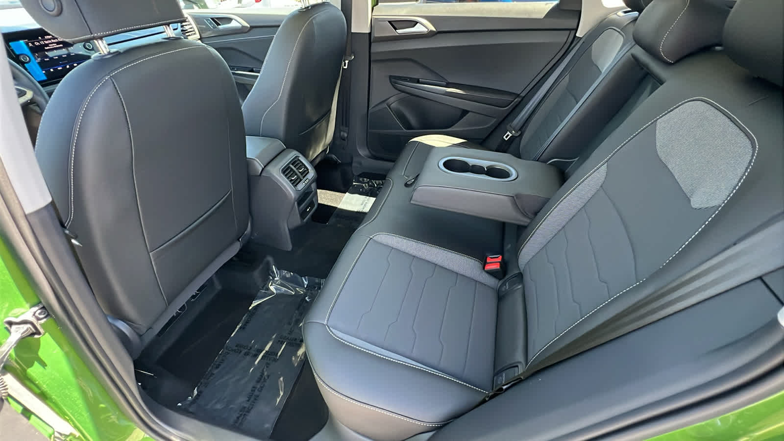 Thumbnail: 2025 Volkswagen Taos - 24