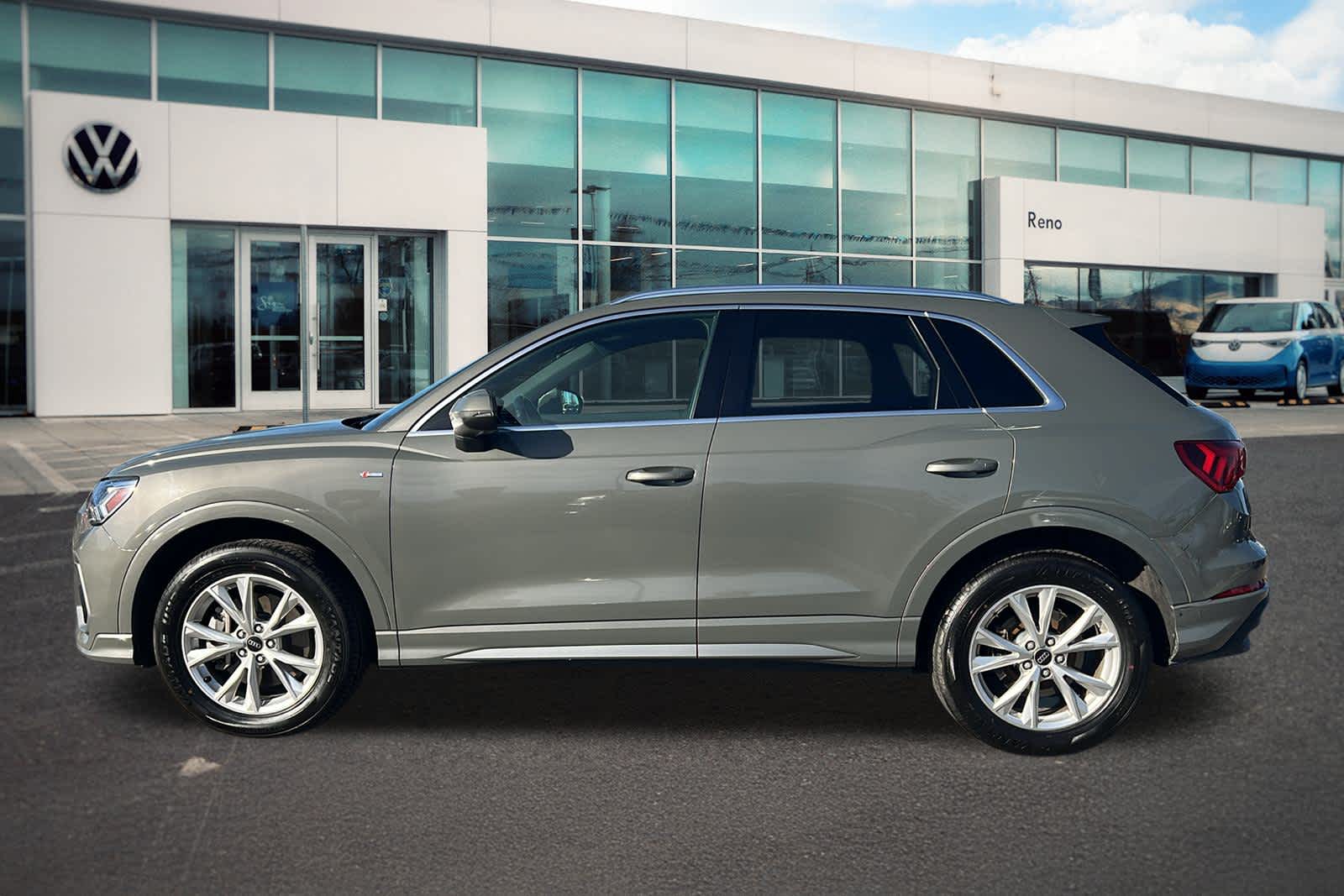 Thumbnail: 2023 Audi Q3 - 8