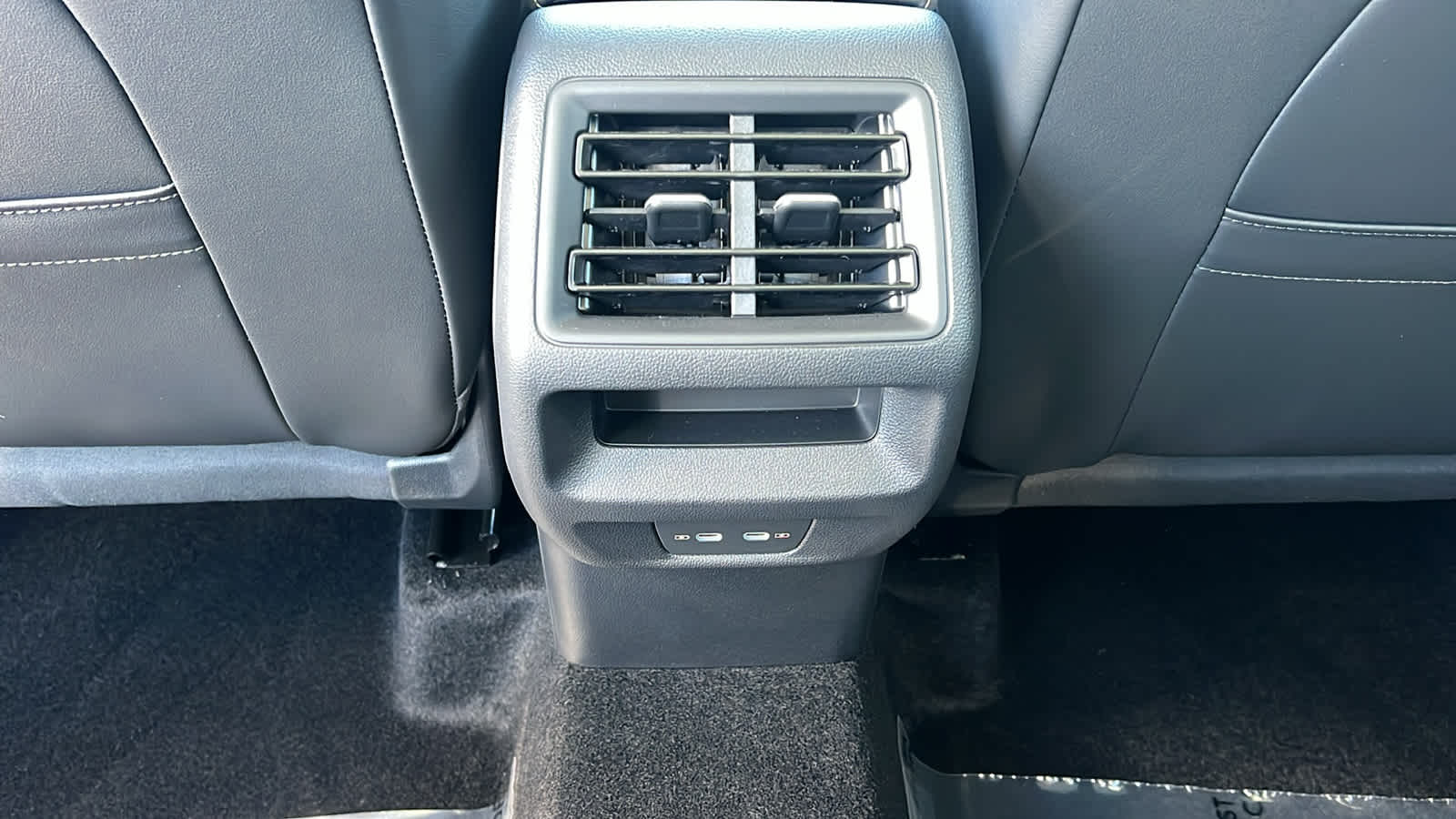 Thumbnail: 2026 Volkswagen Tiguan - 25