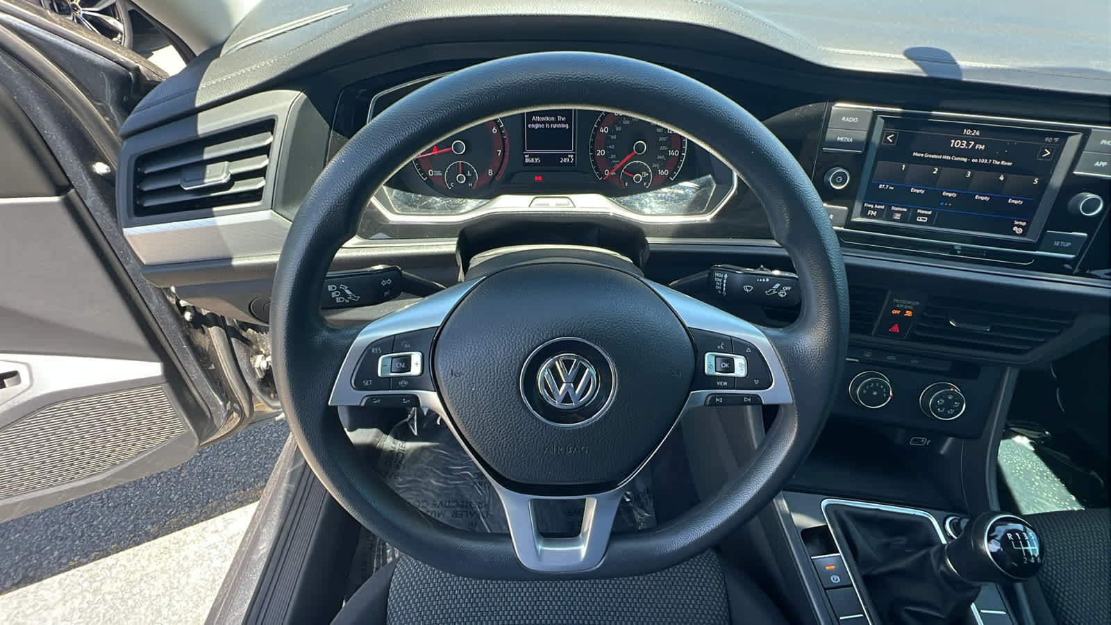 Thumbnail: 2019 Volkswagen Jetta - 18