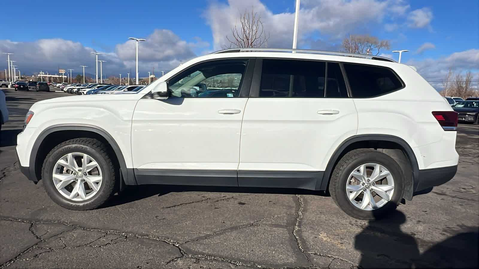 Thumbnail: 2018 Volkswagen Atlas - 8