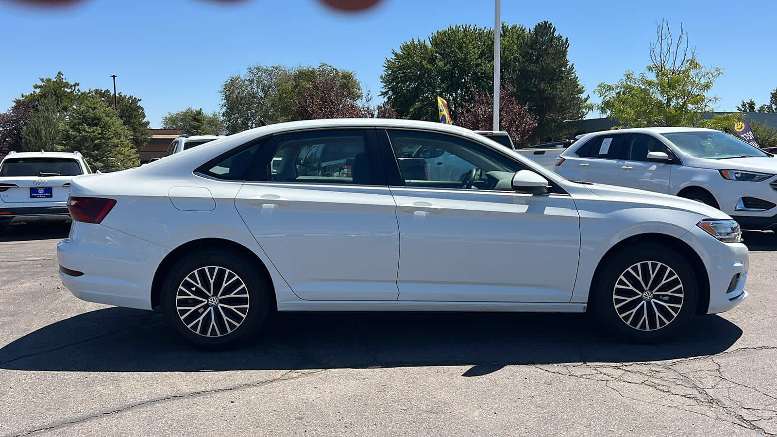 Thumbnail: 2021 Volkswagen Jetta - 4