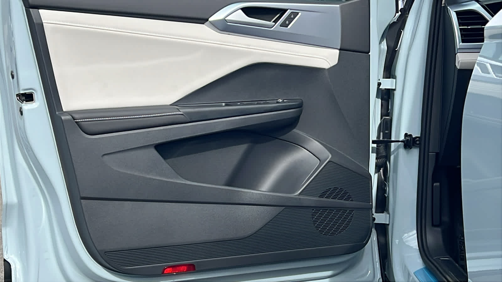 Thumbnail: 2026 Volkswagen Taos - 23