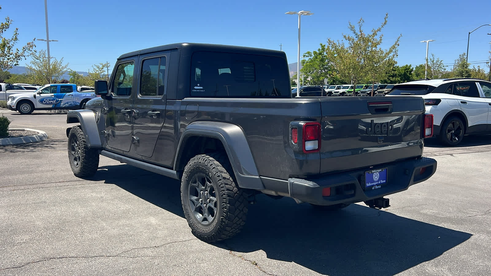 Thumbnail: 2023 Jeep Gladiator - 7