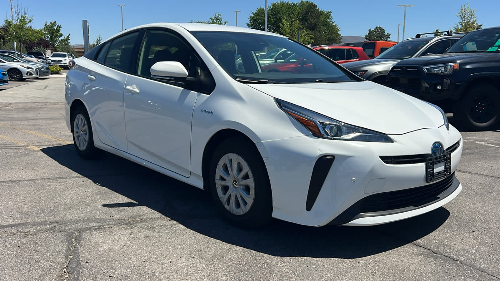 Thumbnail: 2022 Toyota Prius - 3