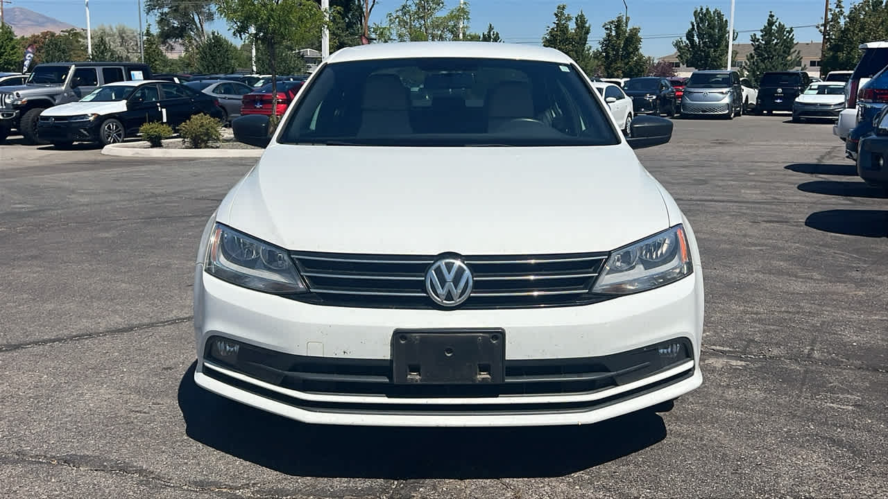 Thumbnail: 2015 Volkswagen Jetta - 2