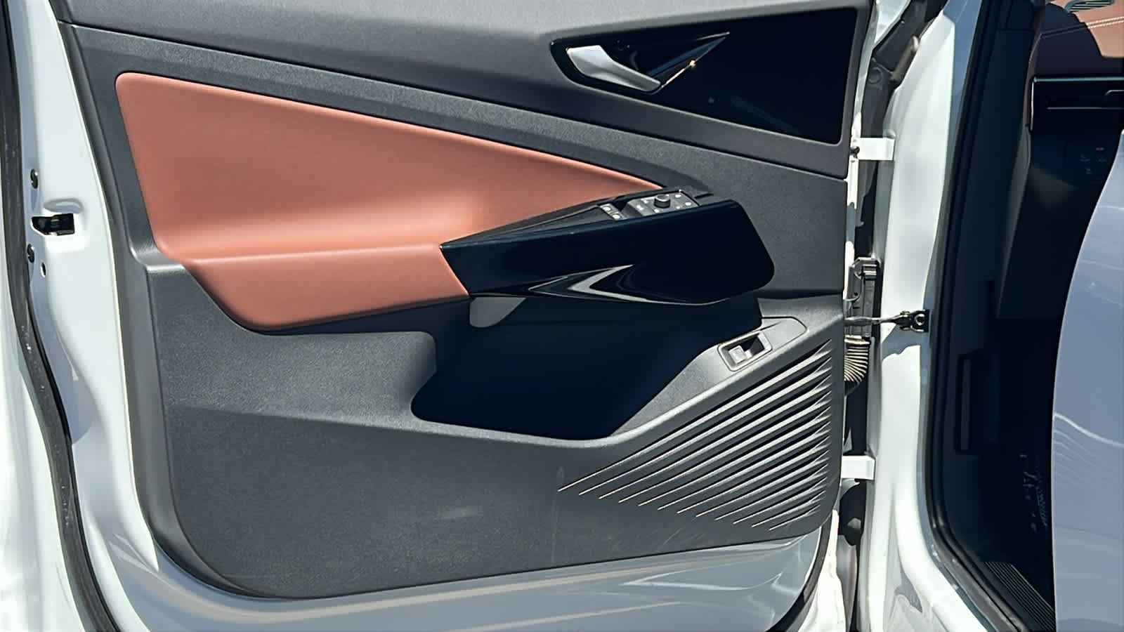 Thumbnail: 2021 Volkswagen ID.4 - 23