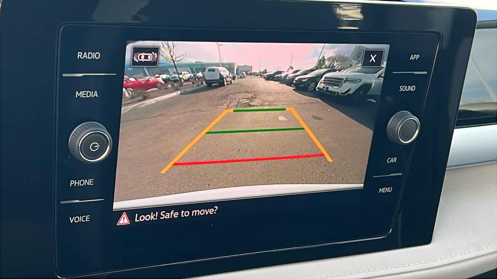 Thumbnail: 2025 Volkswagen Taos - 16