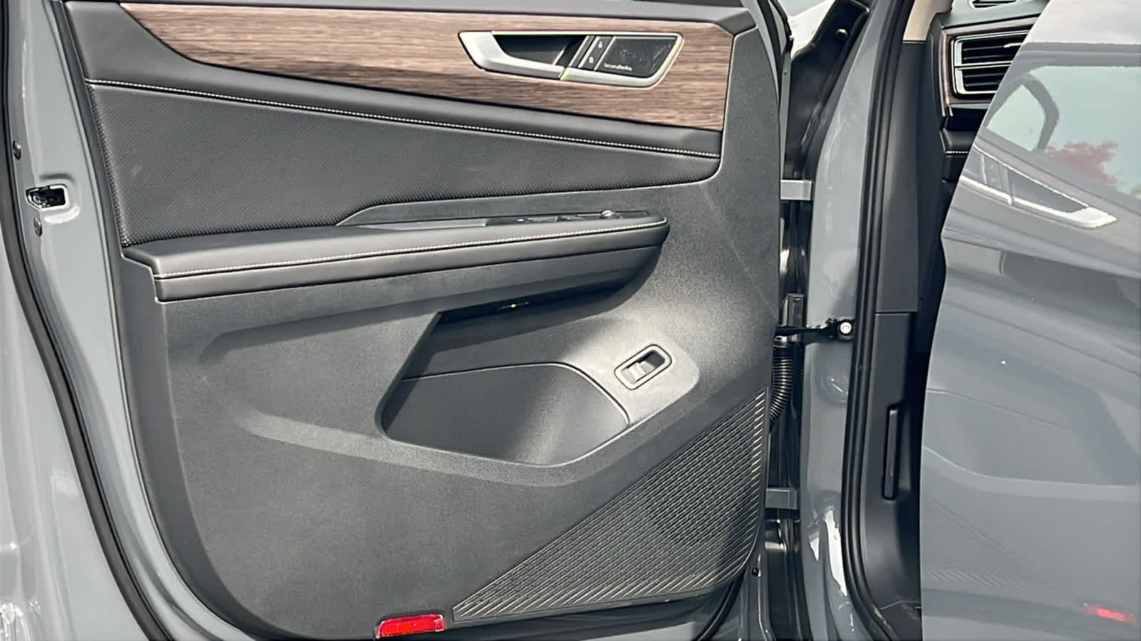 Thumbnail: 2026 Volkswagen Atlas - 23