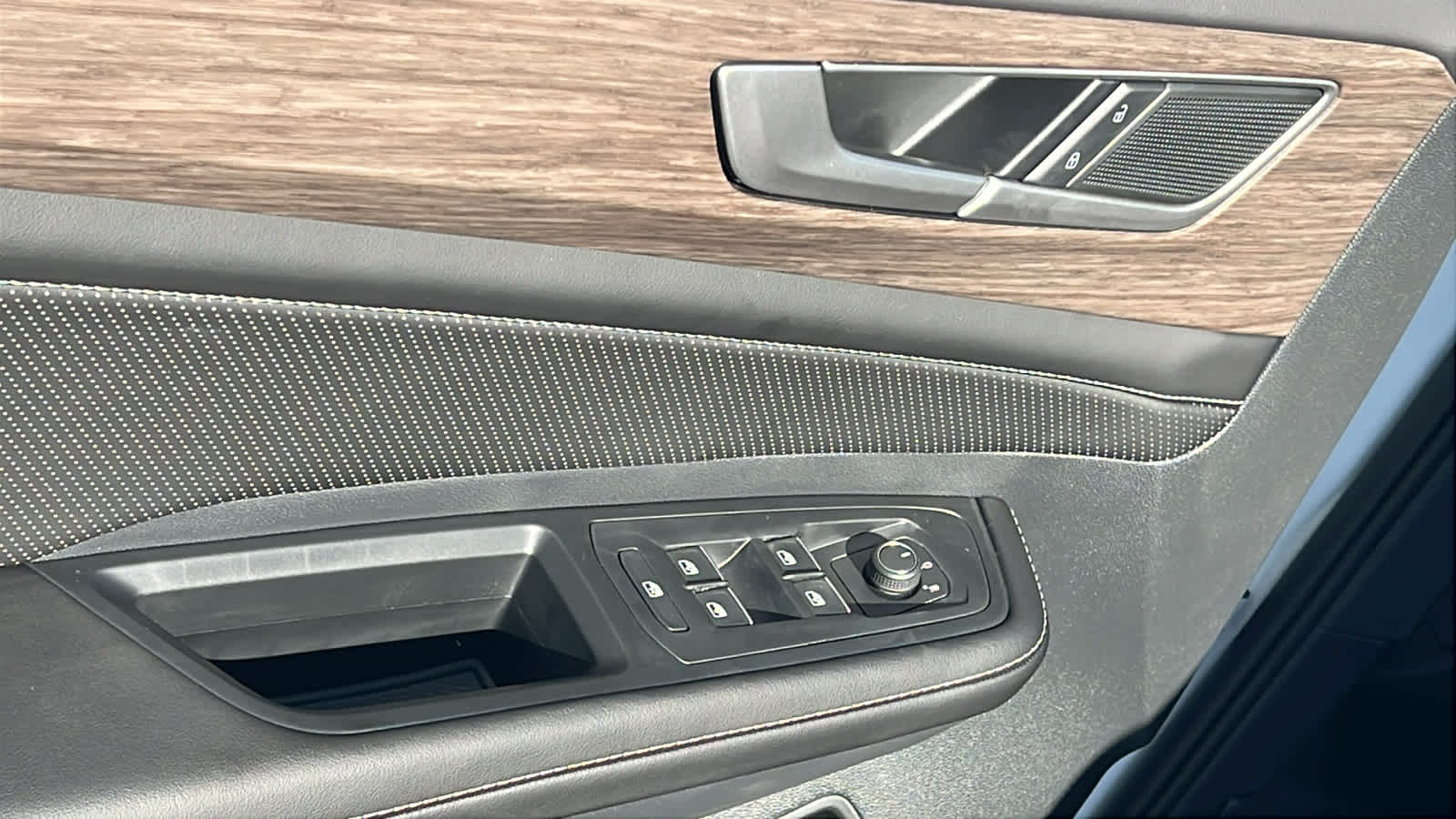 Thumbnail: 2026 Volkswagen Atlas - 22