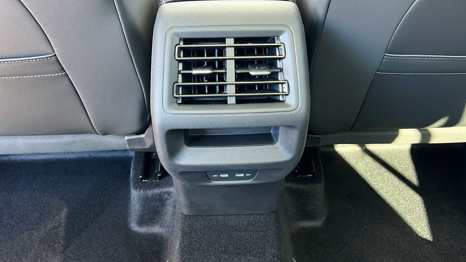 Thumbnail: 2026 Volkswagen Tiguan - 25