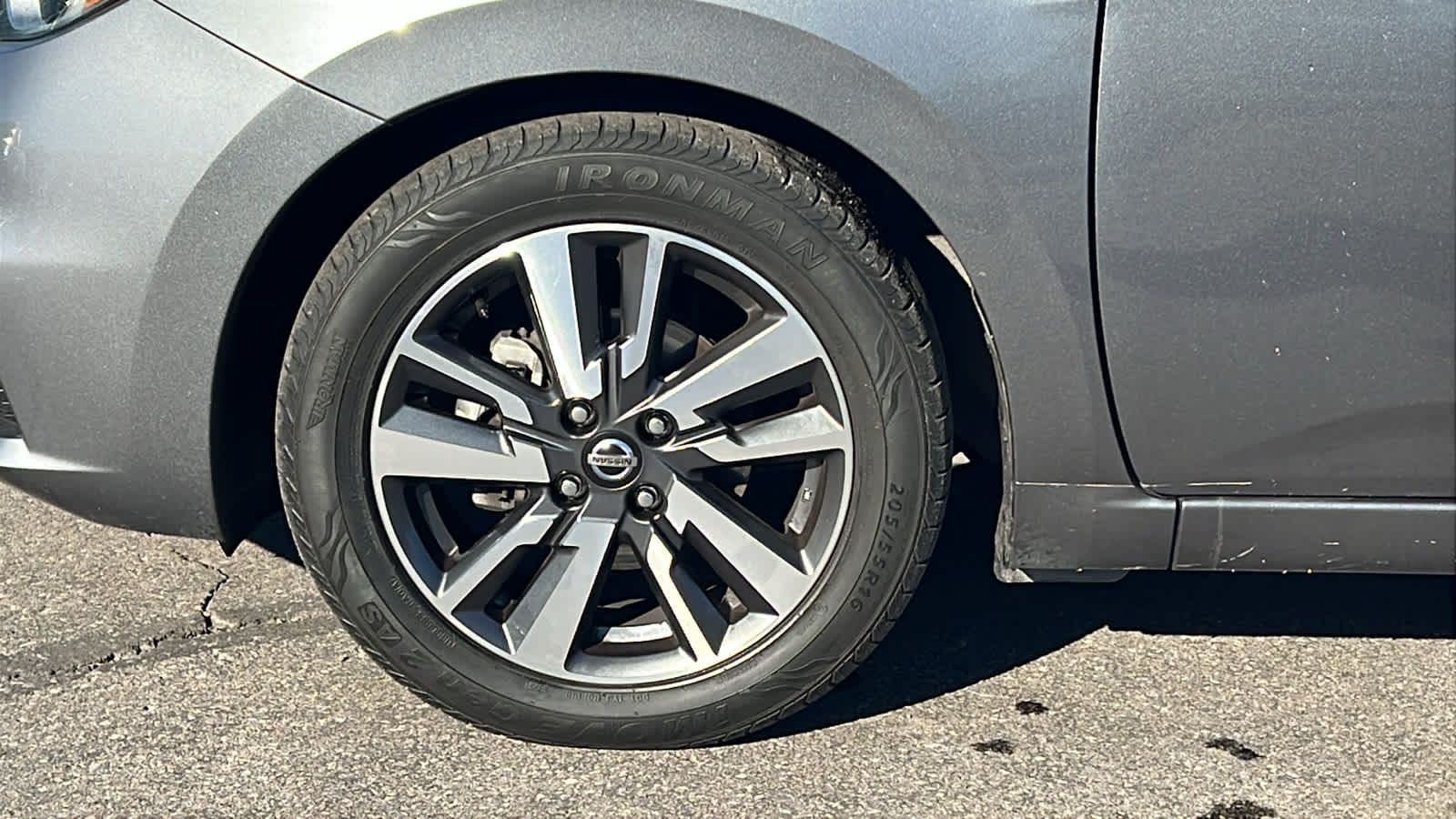 Thumbnail: 2021 Nissan Versa - 9