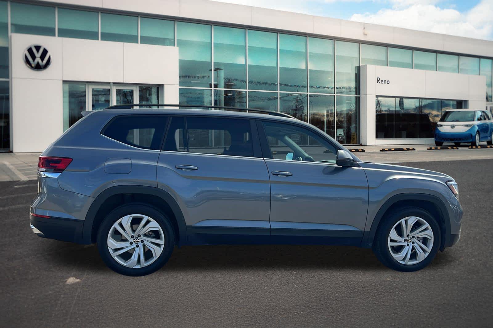 Thumbnail: 2021 Volkswagen Atlas - 4