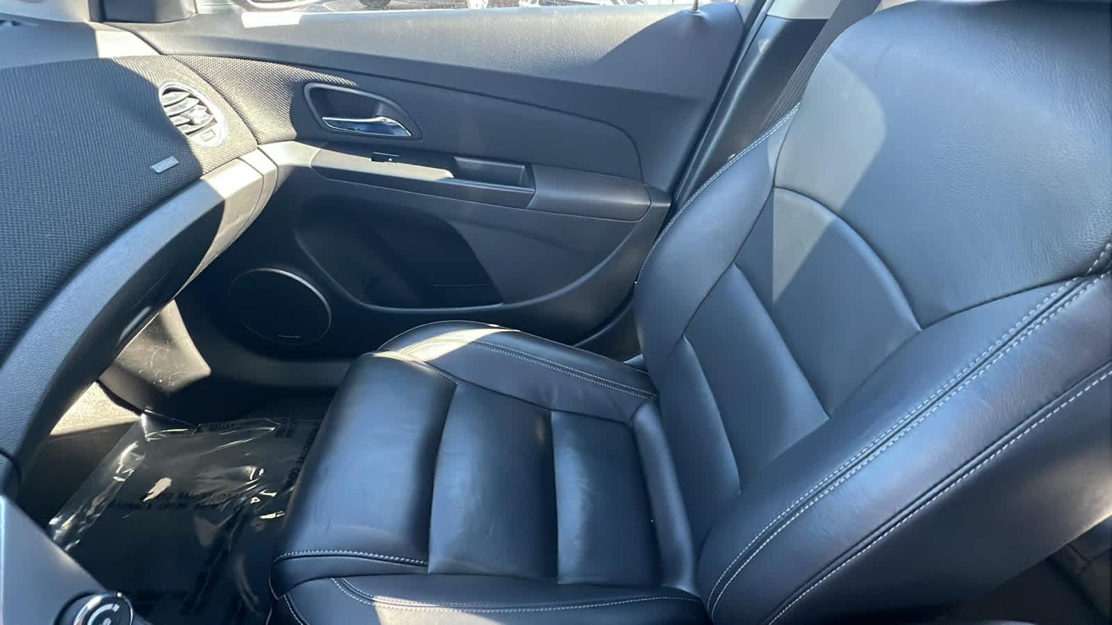 Thumbnail: 2013 Chevrolet Cruze - 12