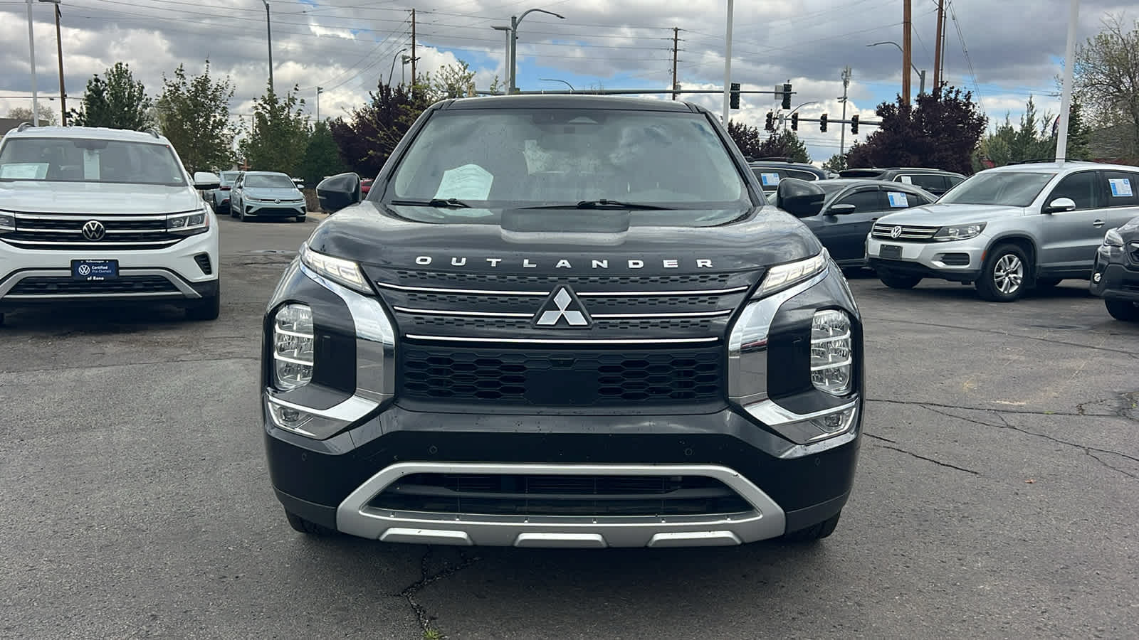 Thumbnail: 2024 Mitsubishi Outlander - 2