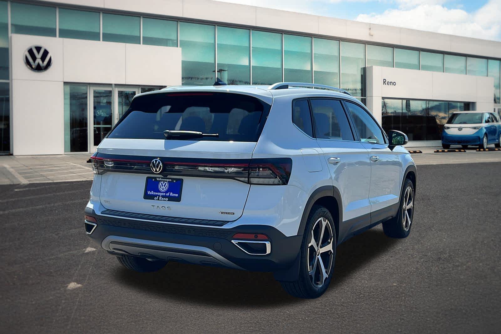 Thumbnail: 2025 Volkswagen Taos - 5
