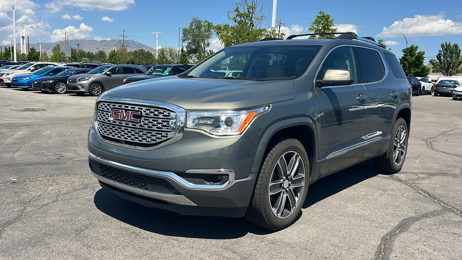 Thumbnail: 2017 GMC Acadia - 1