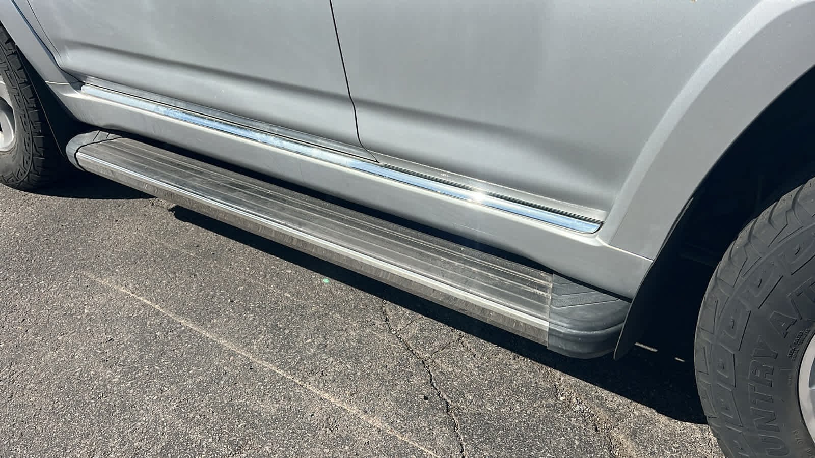 Thumbnail: 2011 Toyota 4Runner - 10